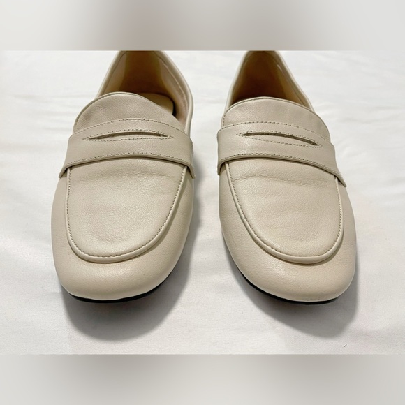 Cowhide Leather Loafers - Picture 6 of 11